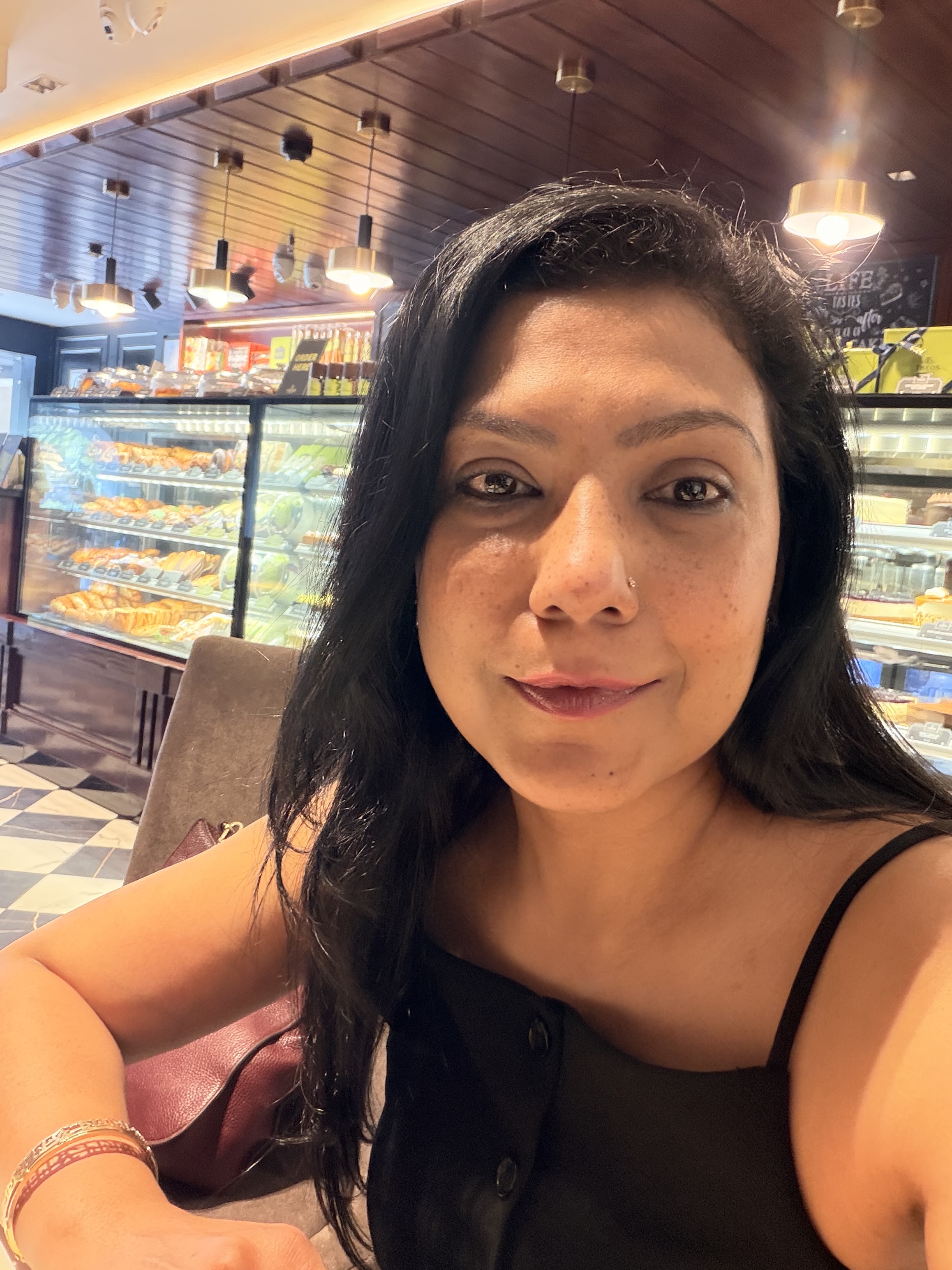 Professional Profile Image 880